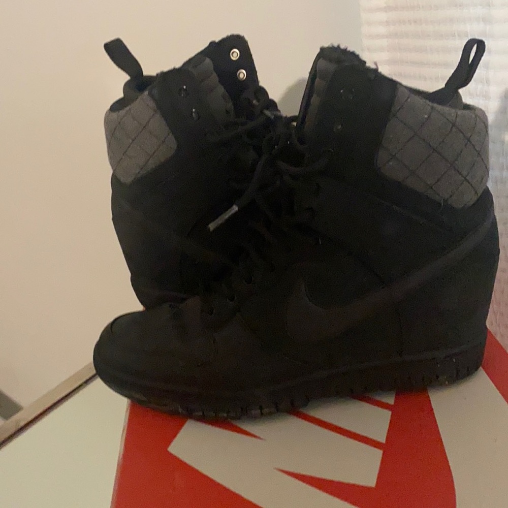 Great condition Nike sky highs wedge sneakers